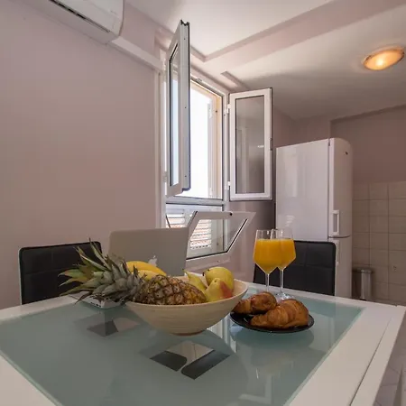 Milina コルチュラ